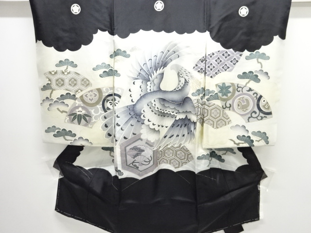 JAPANESE KIMONO / BOYS KIMONO / A CLASSIC PATTERN OF A HAWK / FLOWERS